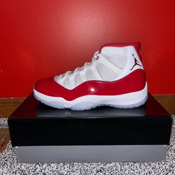 Jordan 11 ‘Cherry’